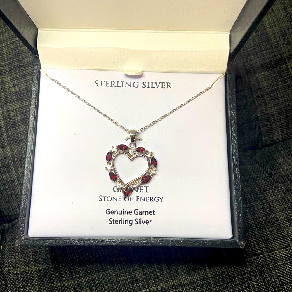 NWT Macy’s Sterling silver Heart shaped Garnet stone Necklace.